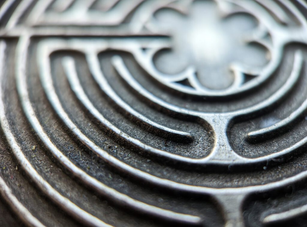 a close up of a metal object that looks like a maze